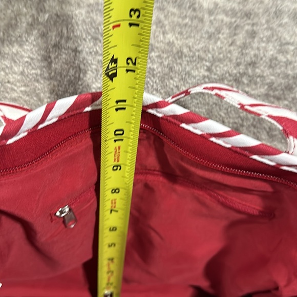 Disney Parks ‘Tis The Season Holiday Tote Bag Mickey Mouse 2020. - Picture 13 of 15